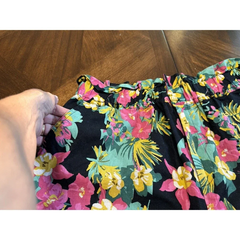 Express X Rocky Barnes Shorts Womens Size M High Waisted Floral Linen Paper Bag - Picture 4 of 9
